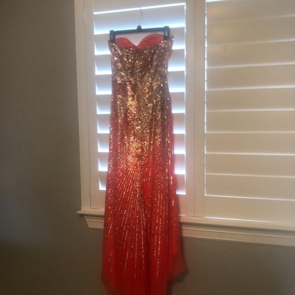 Terani Couture Designer Prom gown - Picture 3 of 7